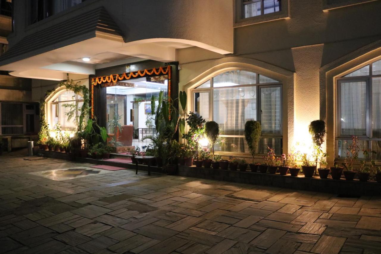 Pension Vasana Hotel Kathmandu Buitenkant foto