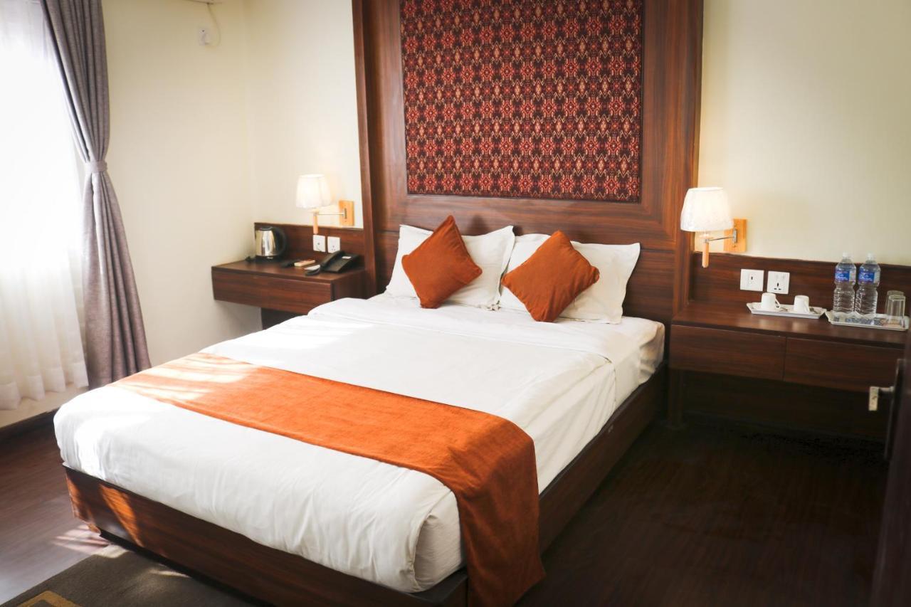 Pension Vasana Hotel Kathmandu Buitenkant foto